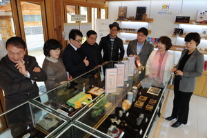 [NSP NEWS Image]수원시의회 문화복지위원회, 수원관광기념품 활성화 논의