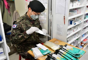 [NSP PHOTO]장성군, 군부대와 함께 일손부족 약국 인력지원