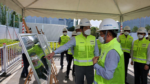 [NSP PHOTO]이재용 부회장, 中 시안 반도체 사업장 방문…변화에 선제적으로 대비해야