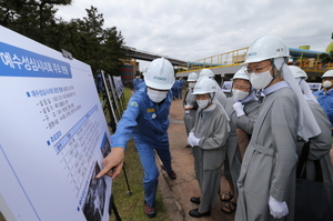 [NSP PHOTO]포스코 포항제철소, 예수성심시녀회 기려 옛터에 입간판 설치