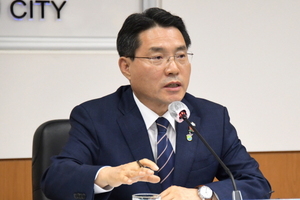 [NSP PHOTO]권오봉 여수시장, 기초단체장 공약이행 평가 2년 연속 최고