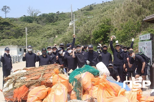 [NSP PHOTO]해군 2함대, 바다의 날 환경정화활동 실시