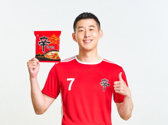 NSP통신-신라면 광고 모델 손흥민 (농심 제공)