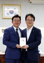 [NSP PHOTO]이동현 경기도의원, 안행위 최우수 위원 선정