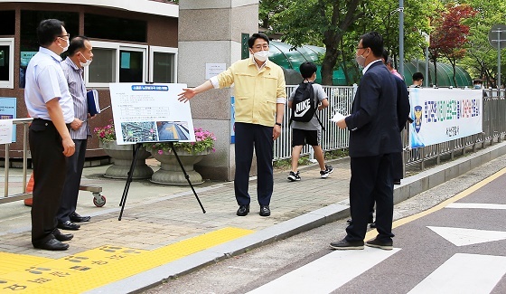 NSP통신-▲서산시가 불법주정차 주민신고제 대상을 초등학교 앞 어린이보호구역까지 확대한다. (서산시)