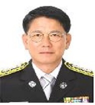 NSP통신-제44대 순천소방서장으로 취임한 하수철 서장 (순천소방서)