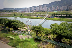 [NSP PHOTO]순천시, 동천출렁다리 개통전 기능보강 및 경관개선 추진