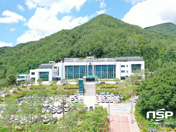 NSP통신-청송군은 질병으로 고통 받는 의료급여수급자 및 장애인에게 요양비 및 장애인 보장구를 연중 지원한다고 밝혔다 (청송군)
