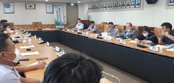 NSP통신-▲논산시가 농작물 병해충 긴급방제협의회를 개최했다. (논산시)