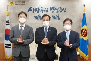 [NSP PHOTO]장현국 도의회 의장, 오인서 수원고검장·문홍성 수원지검장 접견