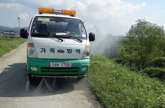 NSP통신-▲아산시가 조류인플루엔자 차단방역에 총력을 기울이고 있다. (아산시)