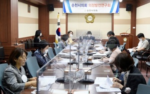 [NSP PHOTO]순천시의회 의정발전연구회, 경력단절여성 지원 등을 위한 간담회 개최