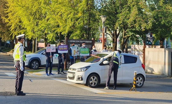 NSP통신-▲아산시가 숙취운전 점검 및 교통안전사고 예방 캠페인을 전개했다. (아산시)