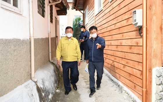 NSP통신-▲예산군이 구도심권의 골목길 정비사업을 추진하고 있다. (예산군)