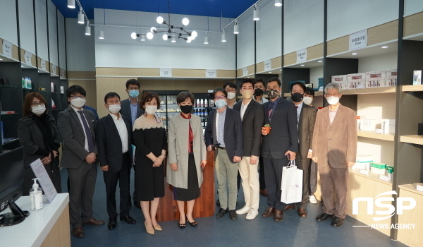 NSP통신-대경대학교는 19일 지역과 기업 그리고 대학이 참여하는 산·학·관 연계 비즈니스 모델인 BUSINESS-Market(DK MART)(대경대학교 비즈니스 마트)를 개소했다. (대경대학교)