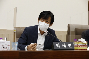 [NSP PHOTO]박세원 경기도의원, 도교육청 학교 실내 공기질 개선 일부개정조례안 상임위 통과