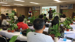 [NSP PHOTO]예천군, 도청 주민을 위한 치유농업 생활원예 체험 교육 진행