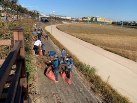 [NSP PHOTO]포스코 포항제철소, 자매마을 환경 정화에 임직원 500여명 동참