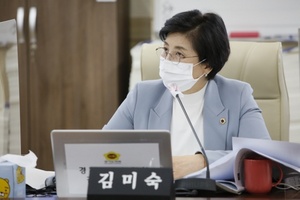 [NSP PHOTO]김미숙 경기도의원, 지역화폐 법률에 따른 조례 개정·가맹점 등록 촉구