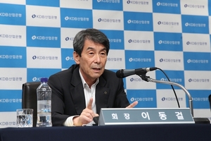 [NSP PHOTO]이동걸 산은 회장 분쟁으로 인한 업무 방기…책임회피