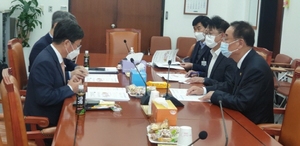 [NSP PHOTO]장세용 구미시장, 예산결산특별위원회 심사에 맞춰 국회 방문