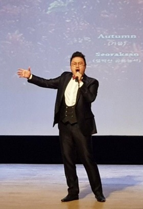 NSP통신-▲팝페라가수 테너 조정호