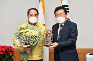 [NSP PHOTO]담양군 최형식 군수, 전국시장군수협의회 공로패 수상