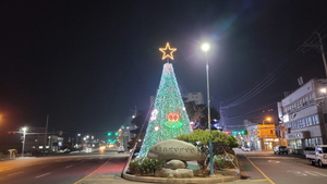 [NSP PHOTO]영암군, 사랑과 희망의 성탄트리 점등