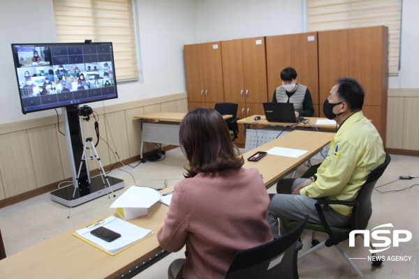 NSP통신-영천교육지원청이 선후배 교사들을 위해 연 화통, 수업공감·회복적 생활교육 7차 영상 콘서트 모습 (영천교육지원청)