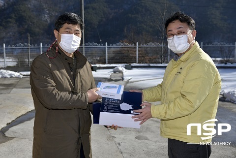 [NSP PHOTO]장수군, 종교시설에 마스크·체온계 전달