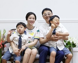 [NSP PHOTO]개그맨 권영찬, 시각장애인 3인 개안수술 지원