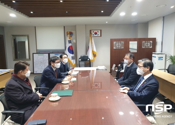 NSP통신-경상북도와 대구광역시에서는 29일 변창흠 국토교통부 장관을 만나 대구·경북 백년대계를 선도할 현안철도 SOC사업의 조기추진을 위한 정부지원을 건의했다. (경상북도)