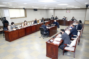 [NSP PHOTO]수원시의회 문화체육교육위, 2건 안건심사 의결