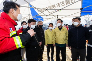 [NSP PHOTO]경북도의회 고우현 의장, 안동 산불 피해 현장 방문