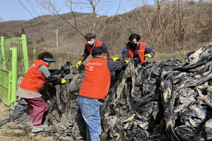 [NSP PHOTO]농협봉화군지부·봉화농협, 영농폐기물 수거활동 실시