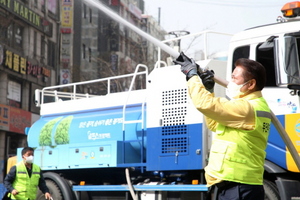 [NSP PHOTO]안양관내 곳곳 새봄맞이 물청소 이어져