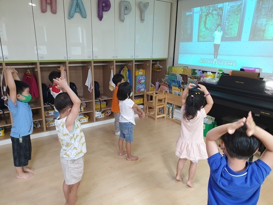 NSP통신-지난 해, 구립연두 어린이집에서 진행된 비대면 프로그램 운영사진 (양천구)