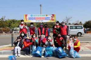 [NSP PHOTO]대한민국병채로통채로공연단, 태인동 배알도 환경 정화 활동