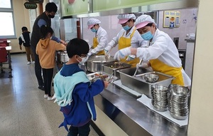 [NSP PHOTO]공주시, 학교급식 지역식재료 확대 공급