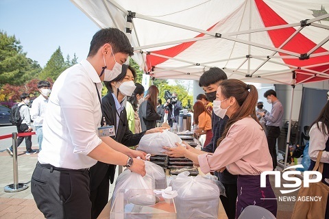 [NSP PHOTO]전주대-재한미얀마 전북학생회, 미얀마 민주화 응원 사랑의 도시락 판매