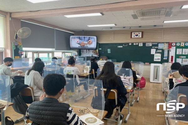 NSP통신-의성군 조문국박물관은 안계초등학교 등 초·중학교를 대상으로 2021 박물관 길위의 인문학 프로그램을 진행하고 있다. (의성군)