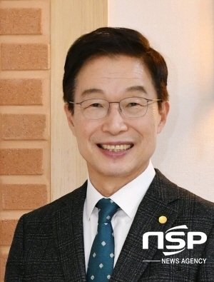 NSP통신-경상북도교육청은 6일 2021년 제1회 추가경정예산이 제323회 임시회 본회의에서 확정됐다고 밝혔다. 임종식 경상북도교육감 (경상북도교육청)