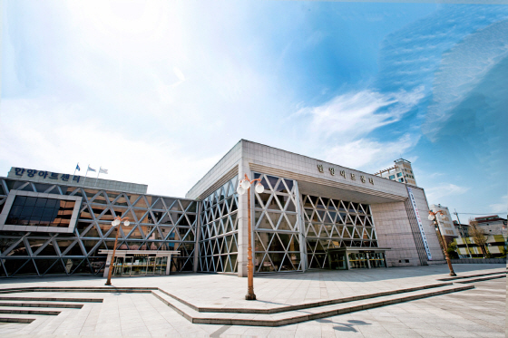 NSP통신-안양 아트센터 전경. (안양시)