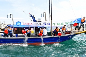 [NSP PHOTO]월성본부, 온배수 이용 양식 어·패류 방류행사 시행