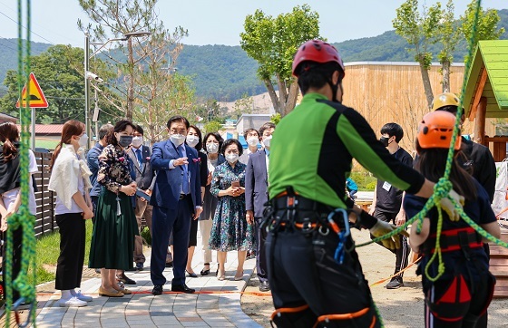 NSP통신-▲계룡시가 어린이 감성체험장을 개관하고 본격 운영에 나섰다. (계룡시)