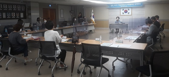 NSP통신-▲아산시가 여성친화도시 시민참여단 정례회의 및 역량강화교육을 실시했다. (아산시)