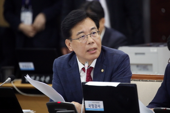 NSP통신-송언석 국회 국토교통위원회 의원이 질의하고 있는 모습 (송언석 의원실)