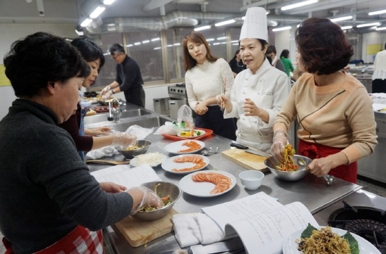 NSP통신-외식사업 아카데미 교육 모습. (안산시)