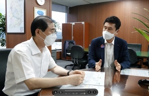 [NSP PHOTO]이강덕 포항시장, 국가철도공단 방문해 동해 남부선 조기 개통 요청