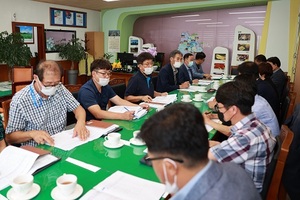 [NSP PHOTO]진안 부군수, 농협장과 농산물 유통 활성화 방안 논의